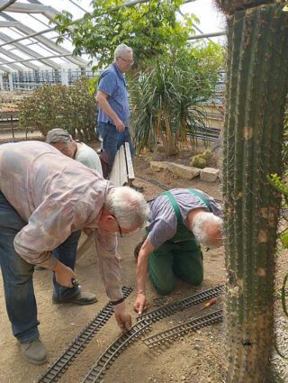 Gartenbahn-Stammtisch Erfurt bei Kakteen-Haage